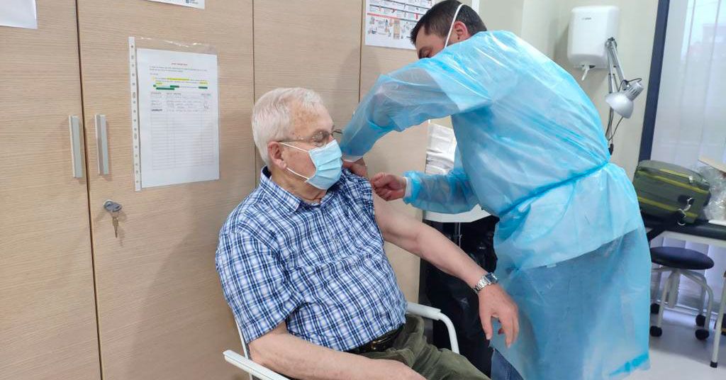 coronavirus-vacinacion-centros-de-maiores-residencias-deputacion