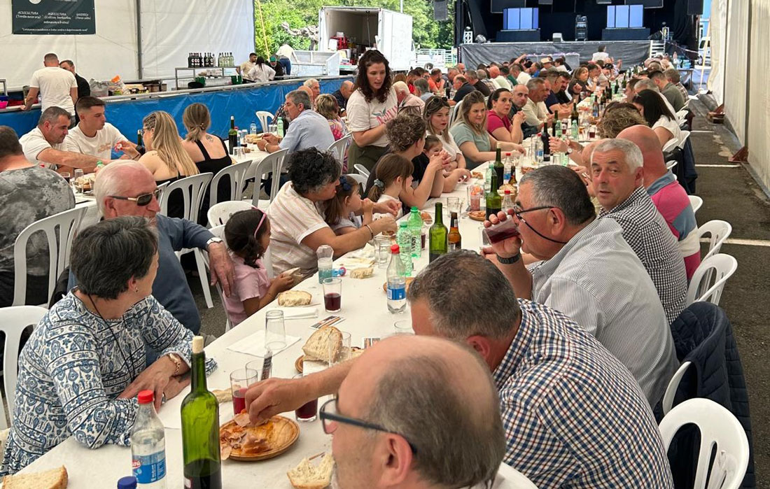 Festa-da-Troita-Ribeira-de-Piquín