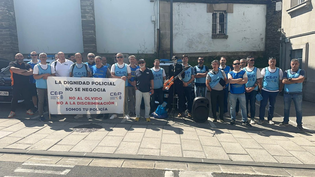 concentracion-policias-nacionales-lugo