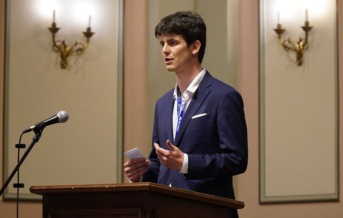 Óscar-Rodríguez-debate