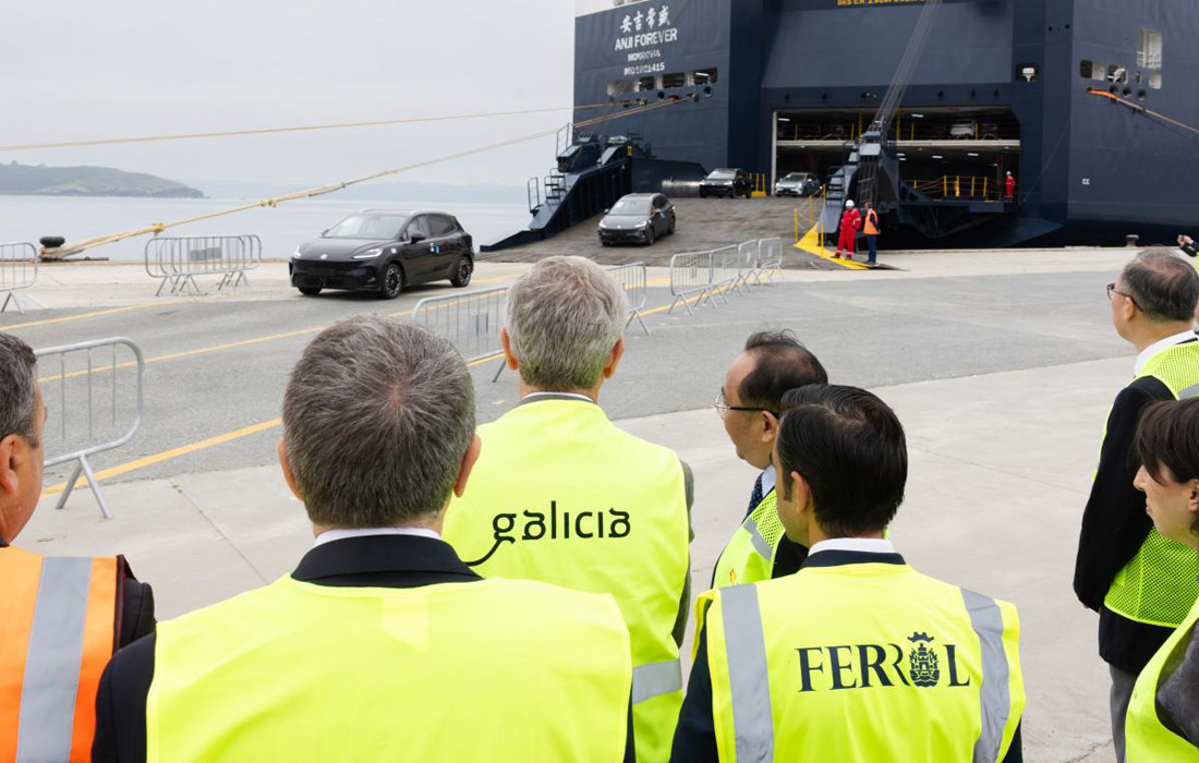 chegada-dos-barcos-de-saic-a-ferrol-con-coches