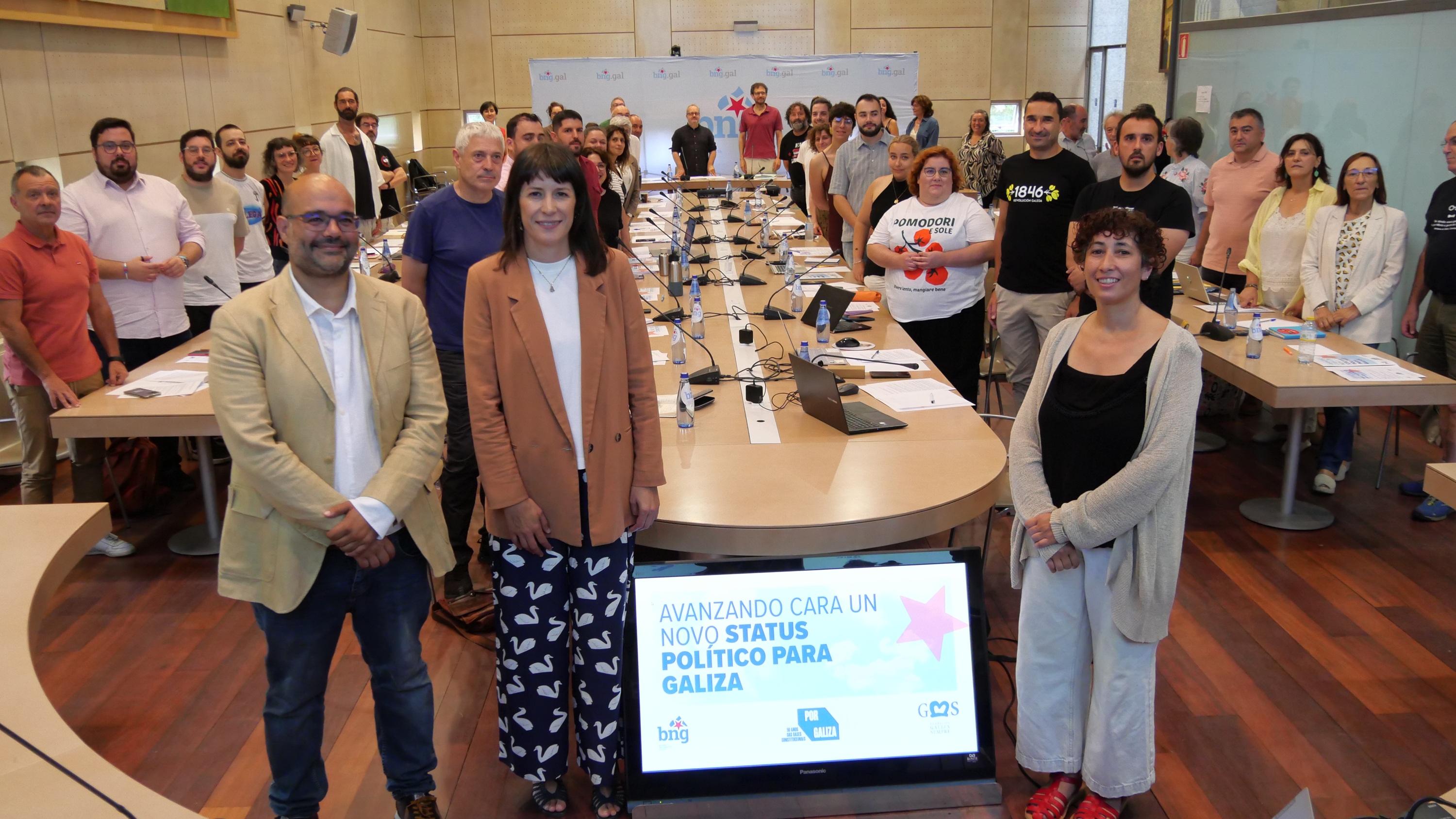 ponton-fundacion-galiza-sempre. jpg