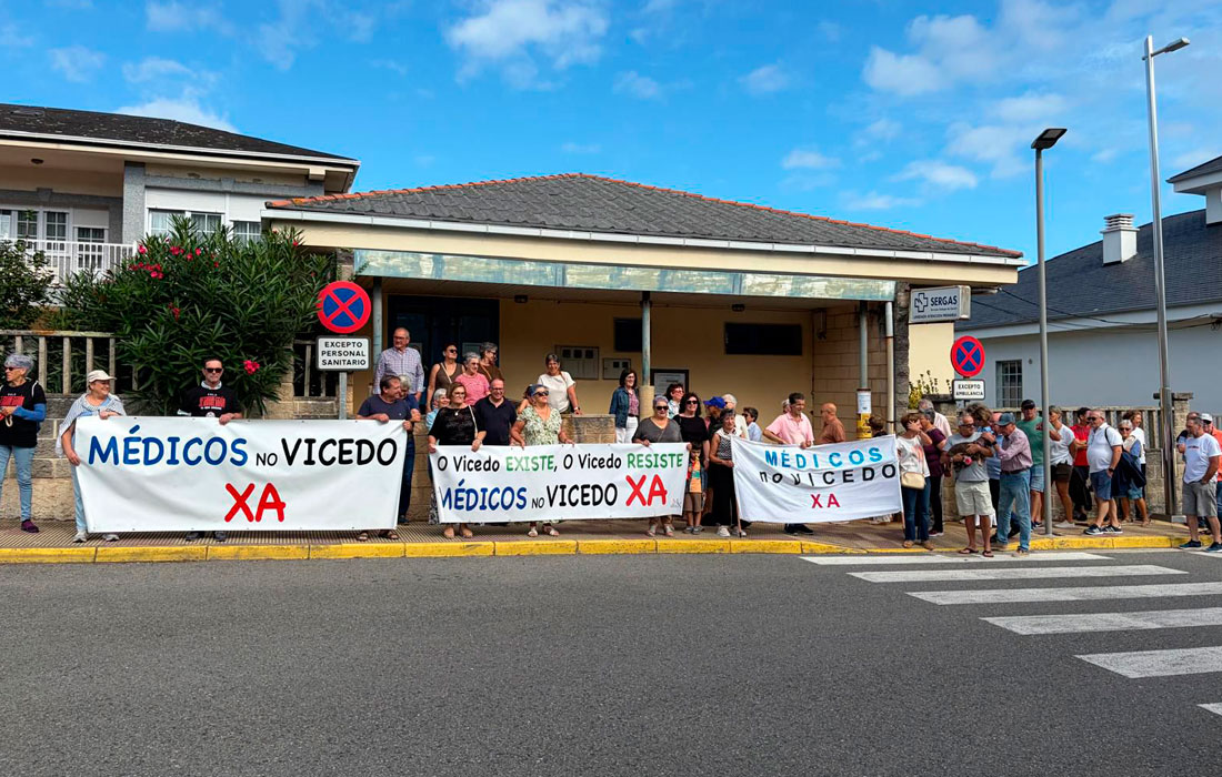 protesta-medicos-vicedo-2026
