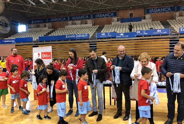 Máis de 500 rapaces gozaron do baloncesto na Copa Deputación