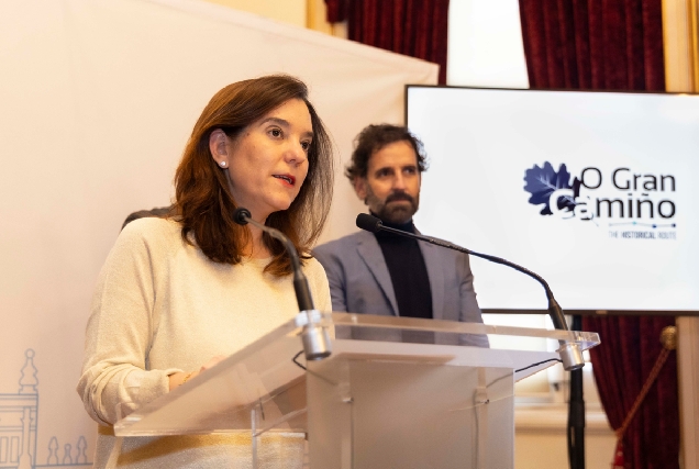 A alcaldesa Inés Rey presenta o circuíto 'O gran Camiño' na Coruña