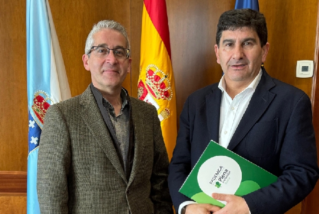 O delegado do Goberno xunto ao presidente da FADEMGA este venres na Coruña