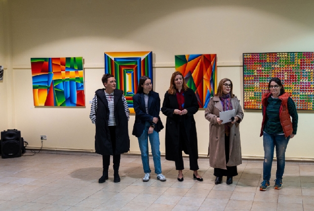 Inauguración da mostra 'Pensarte era solo arte' no marco do 8M en Culleredo