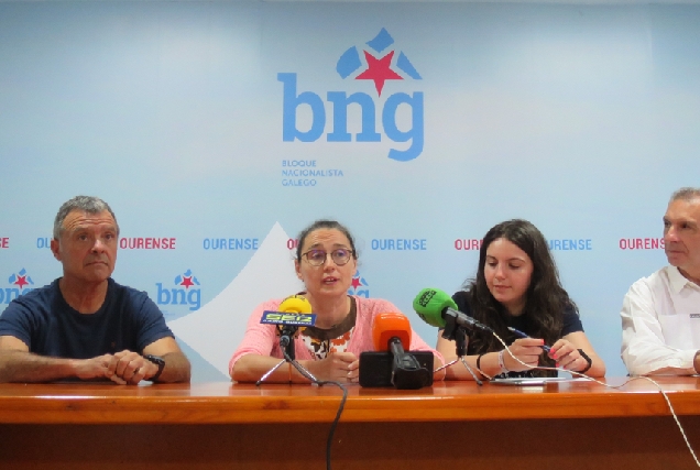 O grupo municipal do BNG nunha rolda de prensa