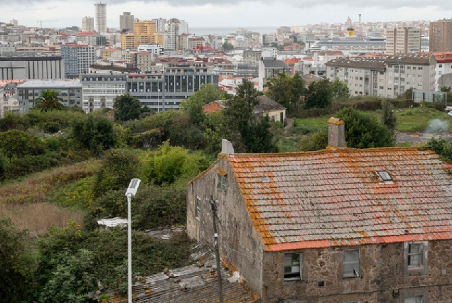 En imaxe de arquivo, as leiras existentes entre o parque de Oza e o Centro Deportivo do Castrillón